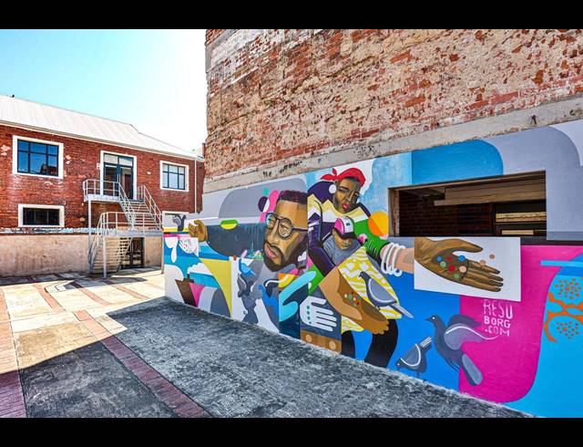 754M² OFFICE TO LET IN POINT WATERFRONT